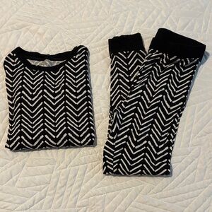 Little Sleepies Monochrome Chevron two-piece pajama set 4T